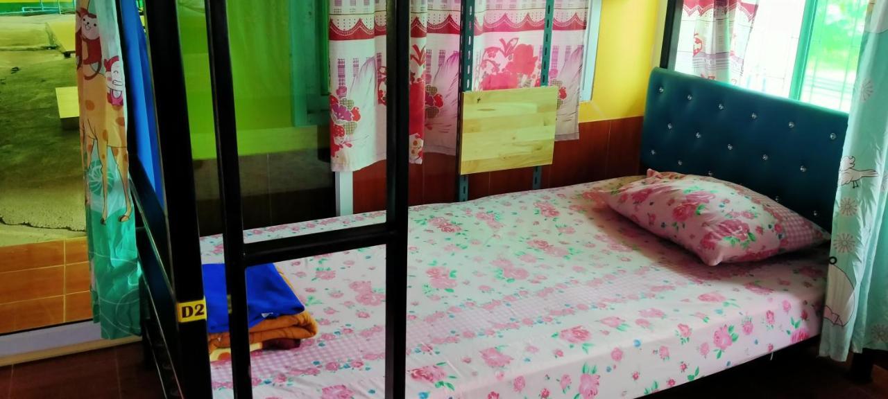 Ruengsrisiri Guesthouse Sukhothai Dış mekan fotoğraf