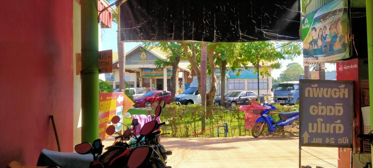 Ruengsrisiri Guesthouse Sukhothai Dış mekan fotoğraf