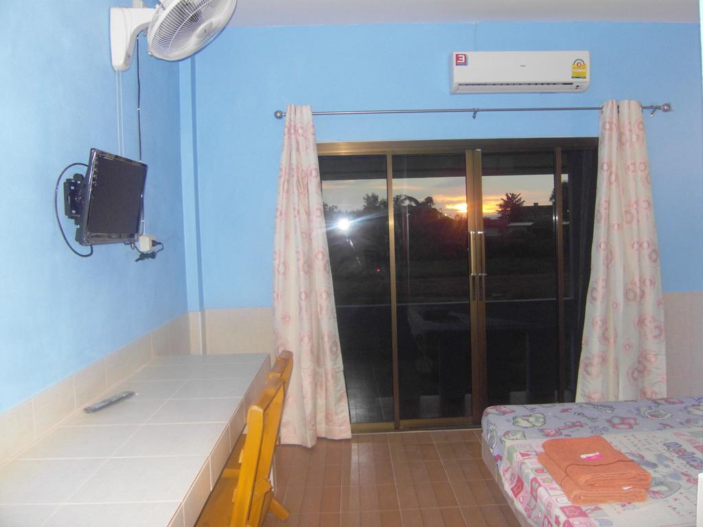 Ruengsrisiri Guesthouse Sukhothai Dış mekan fotoğraf