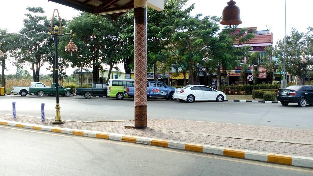 Ruengsrisiri Guesthouse Sukhothai Dış mekan fotoğraf