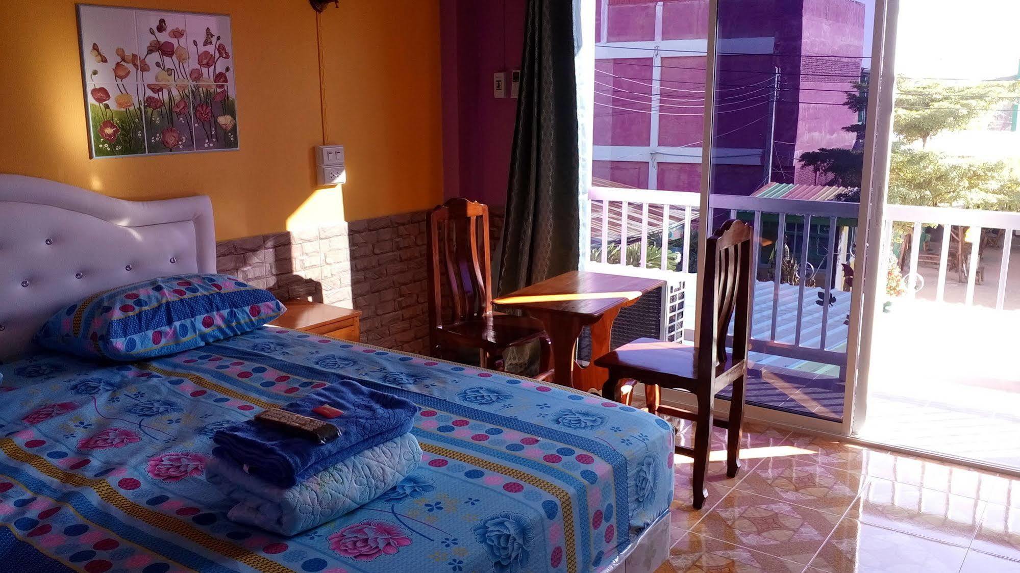 Ruengsrisiri Guesthouse Sukhothai Dış mekan fotoğraf