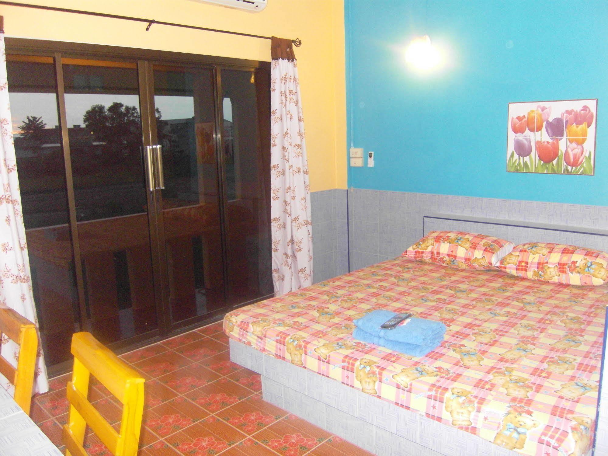 Ruengsrisiri Guesthouse Sukhothai Dış mekan fotoğraf